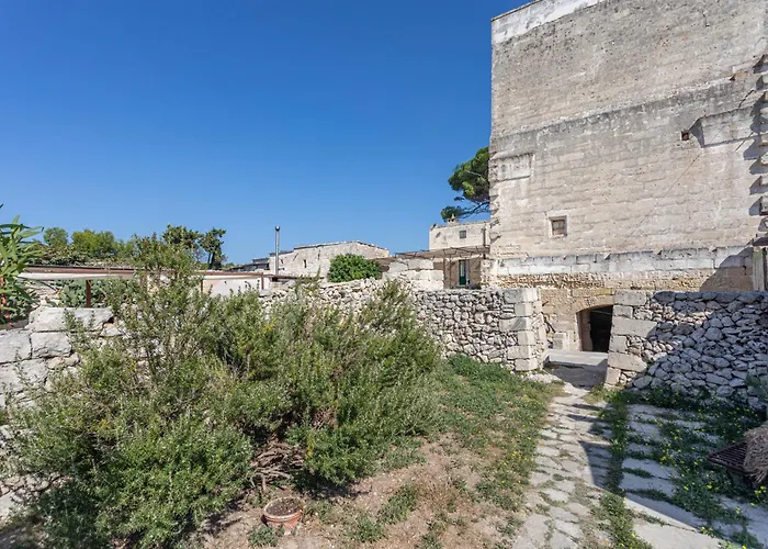 Masseria Torre Sant'Andrea (Antica Masseria Malapezza)