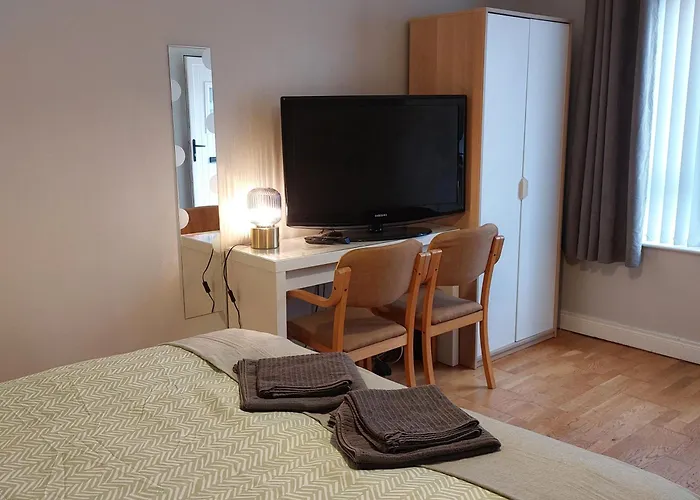 Lawnbrook Town House