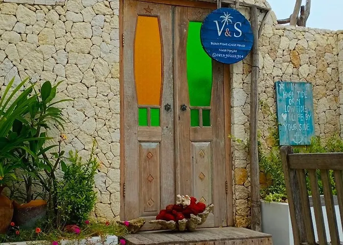 Vns Beachfront Guesthouse Ped