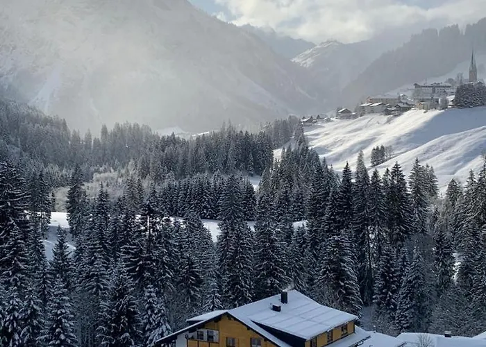 Gästehaus Tannegg Mittelberg