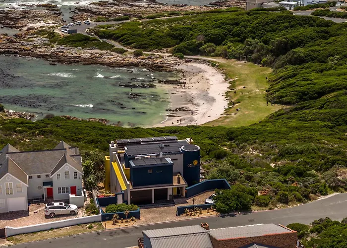 Crayfish Lodge Sea & Country Guest House Gansbaai