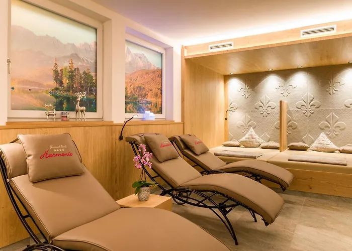 Hotel Ferienschlössl Harmonie Holzgau