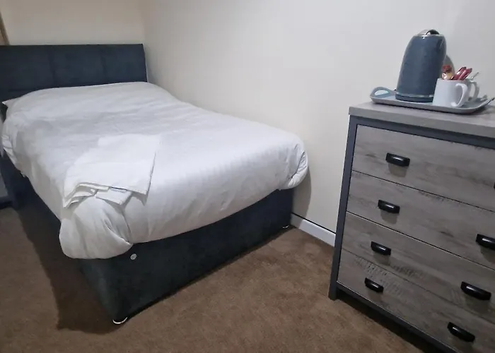 Self Check In Apartment In Central Halifax