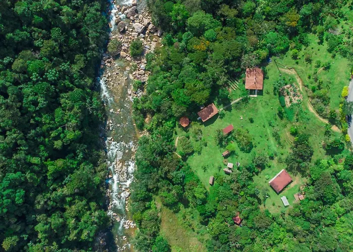 La Perla Negra - Black Pearl Eco Hostel