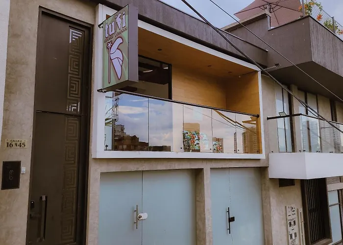 Tuki Hostel & Lounge