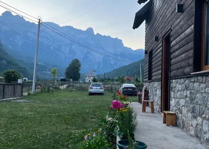 Te Sofra Hotel Theth