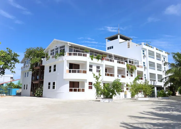 Rashu Hiyaa