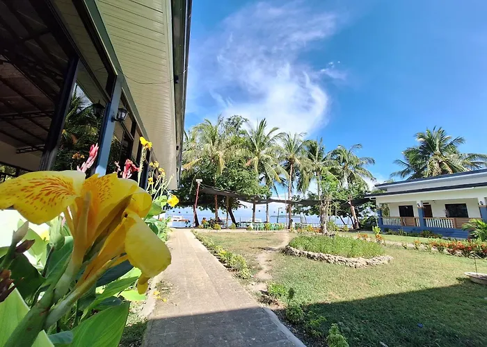 Island Front - Bangcogon Resort And Restaurant Oslob