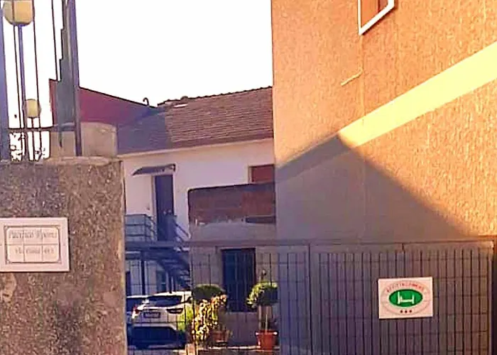 Pacifico Rooms