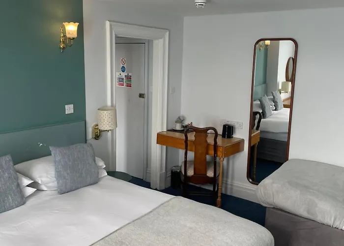 Oyo No 3 Hotel Bath