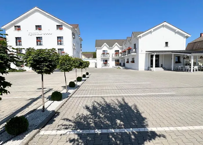 Krystal Boutique Mansion
