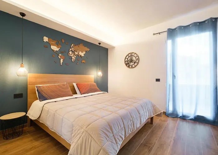 Hotel In centro da Carlotta Olbia
