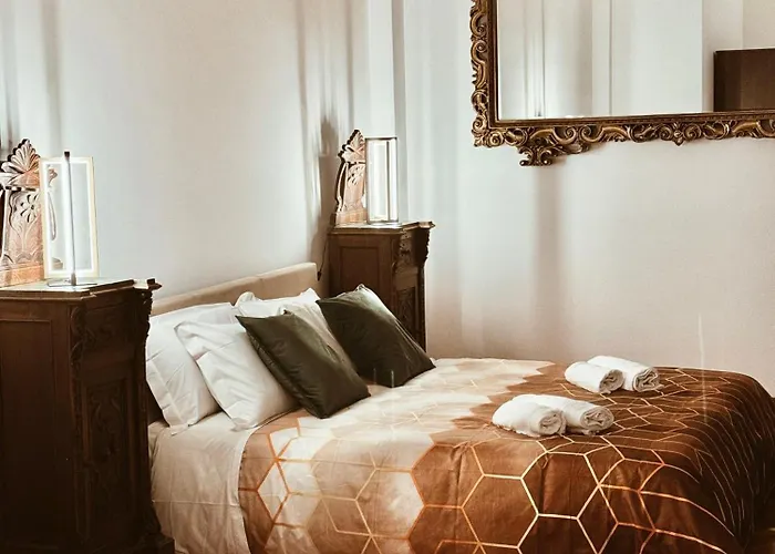 Residenza Tritone Luxury Guest House Trevi Fountain