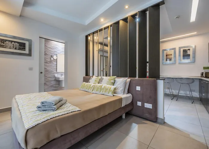 Jules Suites San Giuliano