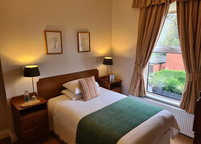 Roseleigh House