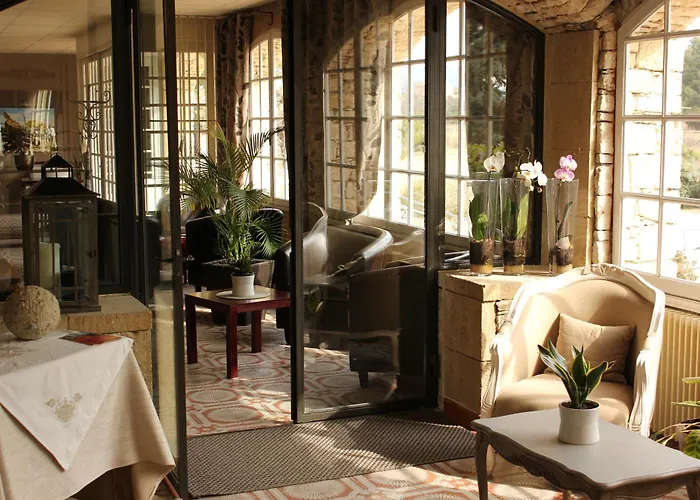 Logis Hotel Le Manoir - Luberon
