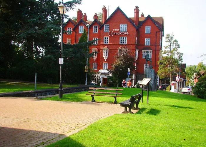 The Hotel Commodore