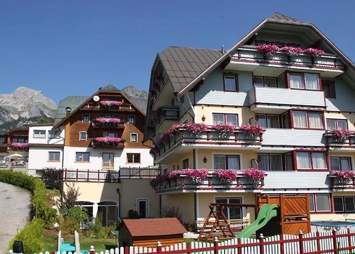 Hotel Neuwirt