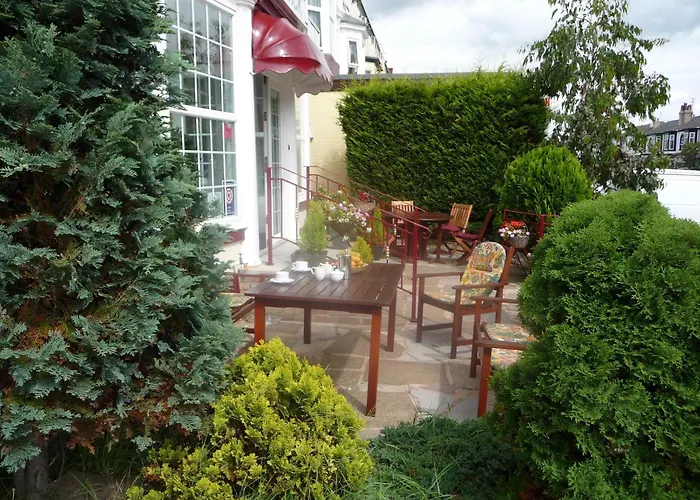 The Warwick Southport