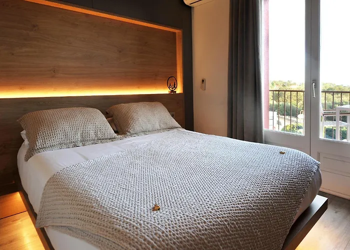 Hostal Rural Can Pau Cantallops