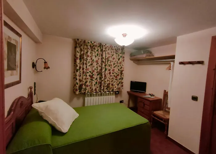 Hostal Las Grullas
