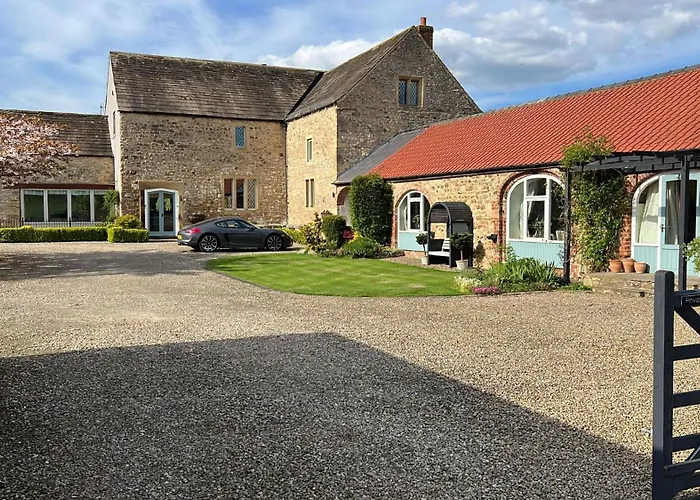The Garden Suites At Snape Castle Mews