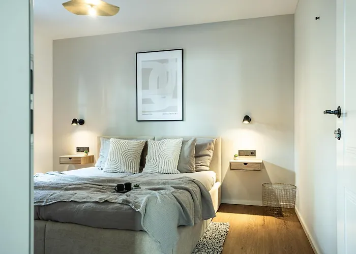 Oskar Apartments