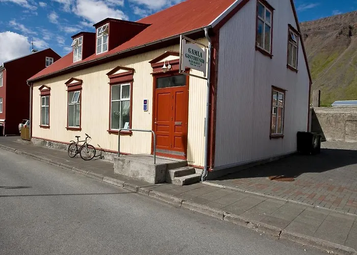 Guesthouse Gamla Ísafjörður