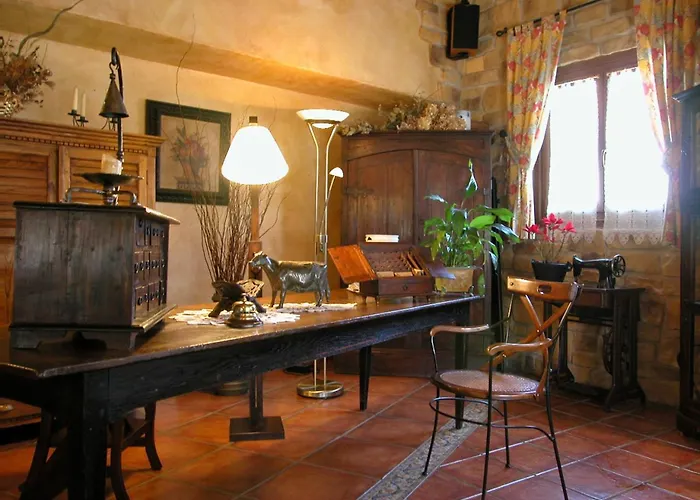 Hostal Arostegui Garayoa
