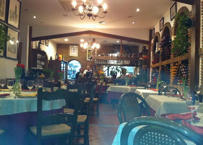 Hostal El Puerto Caleta de Vélez