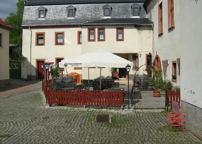 Gasthof und Hotel Roter Hirsch