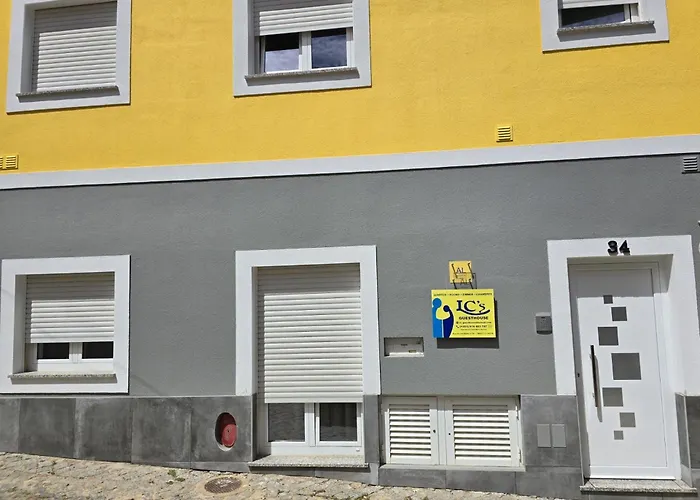 Lc'S Guesthouse