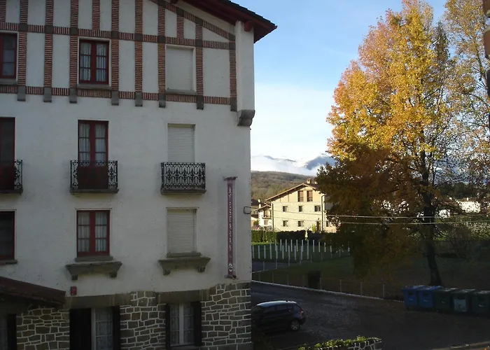 Hostal Ayestaran II