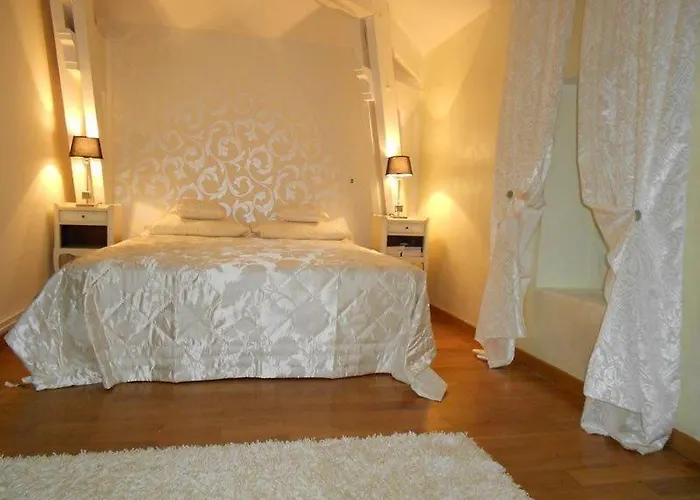 Hotel Domaine de Puycarpin à Belvès-de-Castillon