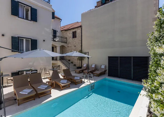 Sperone Hotel
