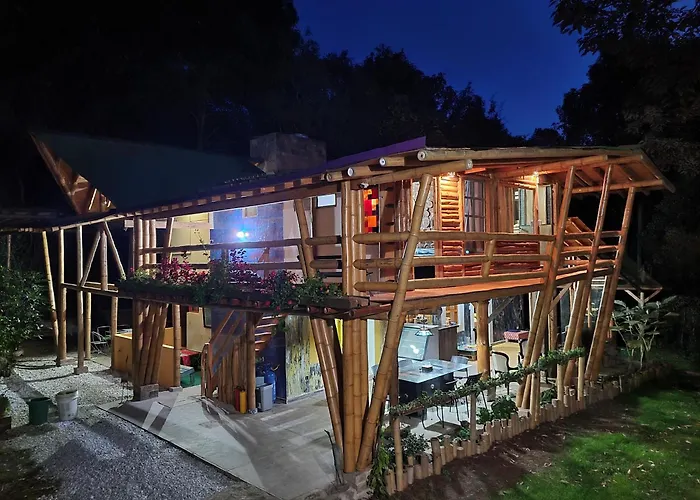 Hotel Refugio en el Bosque Santa Elena 