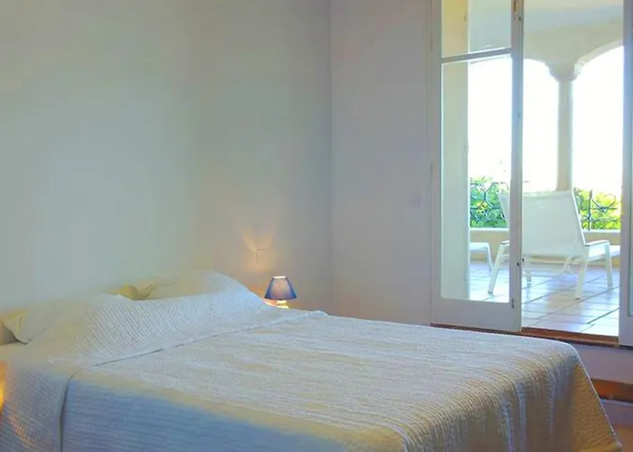 Le Chateau Des Costes Le Castellet 