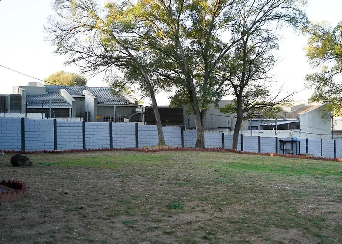 Aqua Guest House Sandown