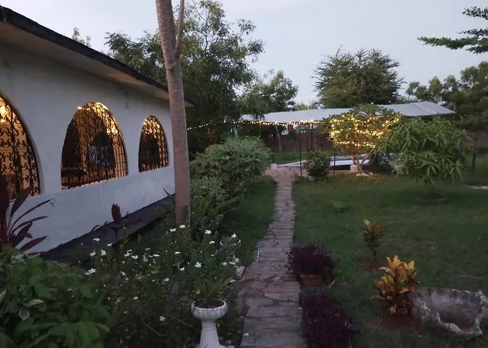 Fred Hunter Villa