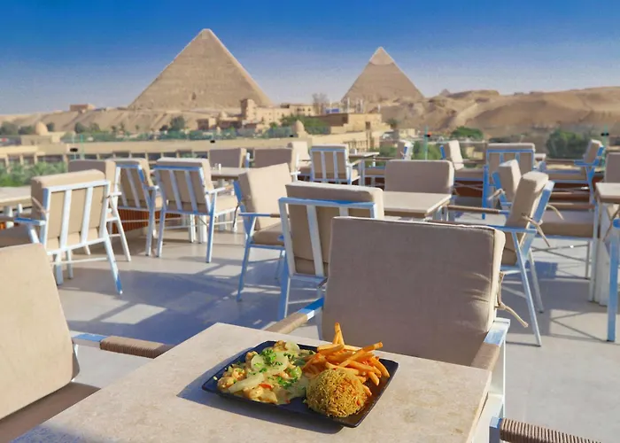 Gaia Pyramids Hotel Kafret el-Gabal