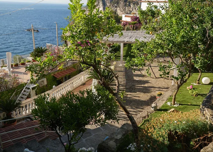 La Maison De La Ville