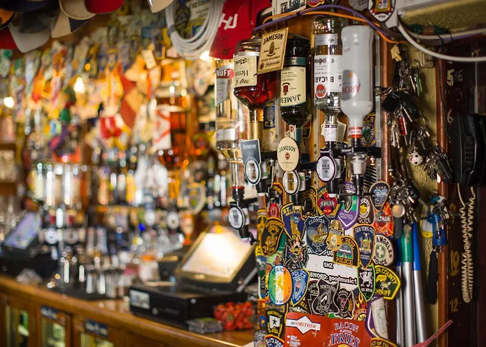 The Dingle Pub Rooms
