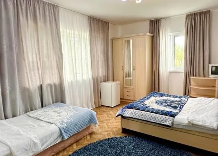 Chilling House Hotel Cholpon-Ata