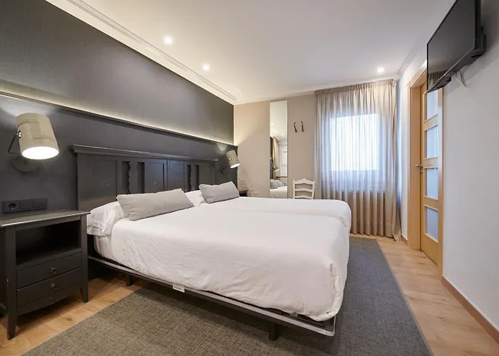 Hostal Lola Isaba