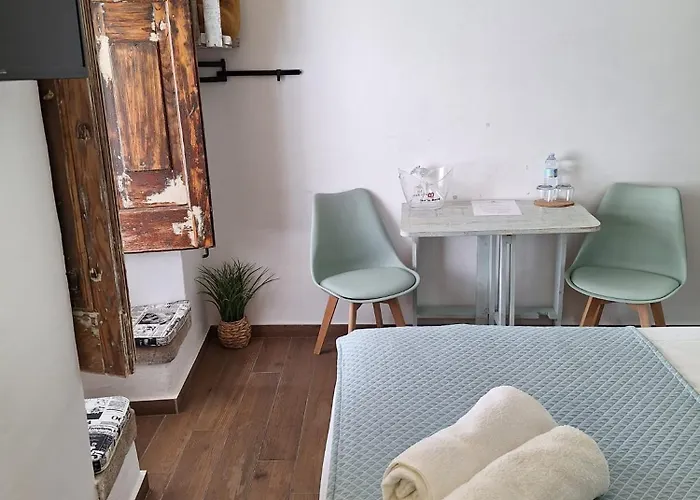 Lovin Book Guesthouse Óbidos
