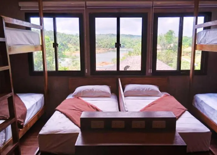 Sofia'S Lake Resort Cavinti