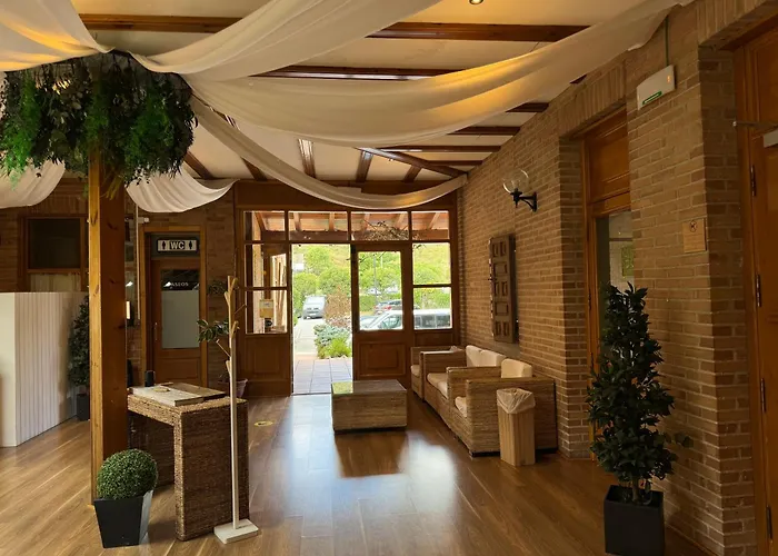 Hotel Jakue