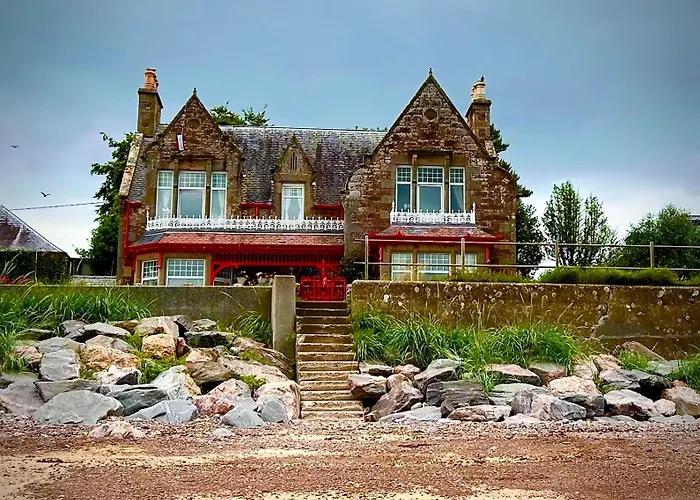 Tigh Na Mara Guest House Rosemarkie- Breakfast Optional