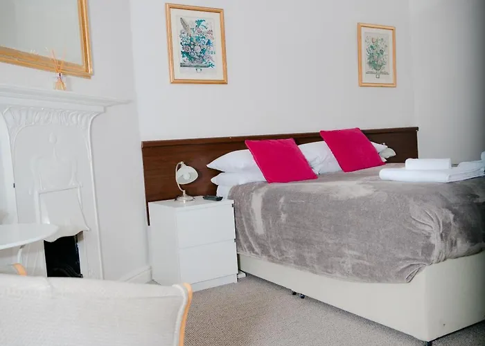 The Beechwood Hotel Leeds 