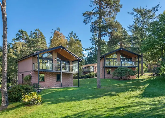 The Lodges At Craigendarroch Country Club